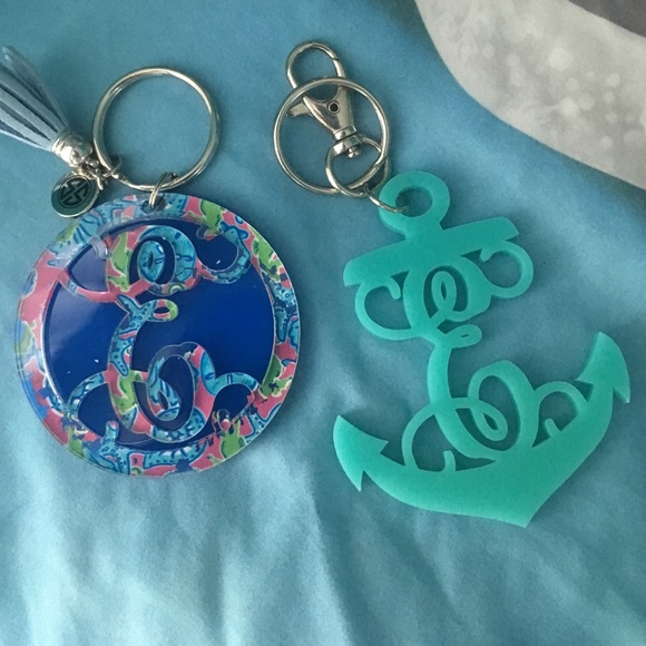 "E" simply southern keychains