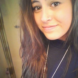 Meet your Posher, Julia