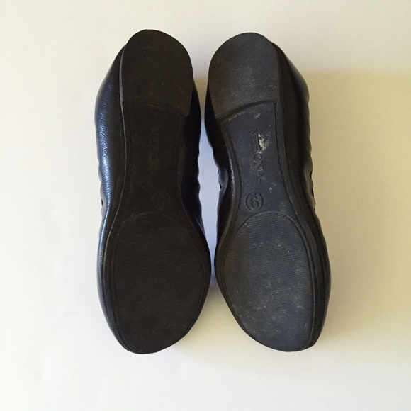 Black Faux Patent Scalloped Flats - Picture 2 of 2