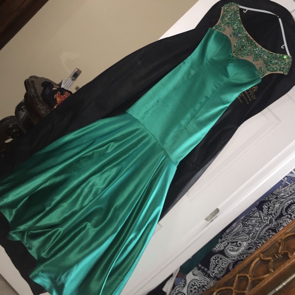 Prom dress