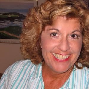 Meet your Posher, Dina