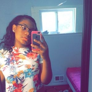 Meet your Posher, Tylia