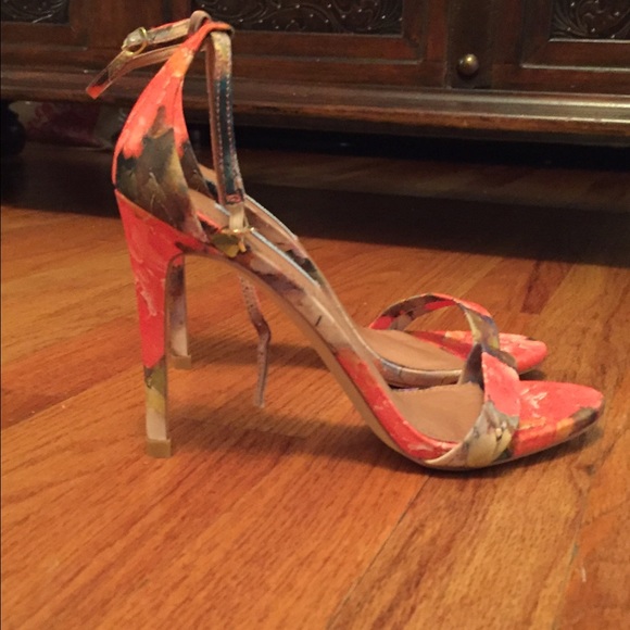 Never been worn Steve Madden  stilettos sz 6.5 - Picture 1 of 4