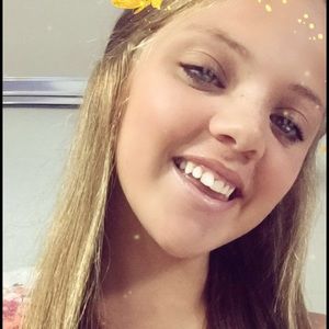 Meet your Posher, Liv