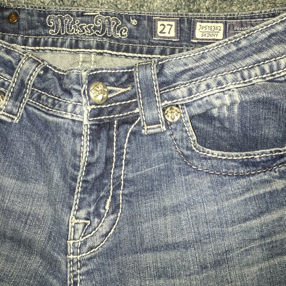 Miss Me, Skinny Jeans, Size 27 - Picture 2 of 4