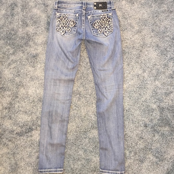 Miss Me, Skinny Jeans, Size 27 - Picture 3 of 4