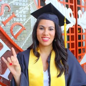 Meet your Posher, Ivonne