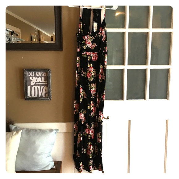 Forever 21 flowered maxi dress, NWT