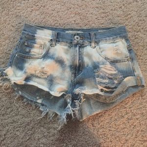 Bullhead Destroyed Shorts