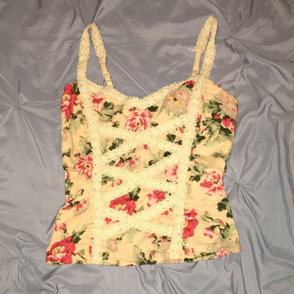 Corset look a like spaghetti strapped crop top.