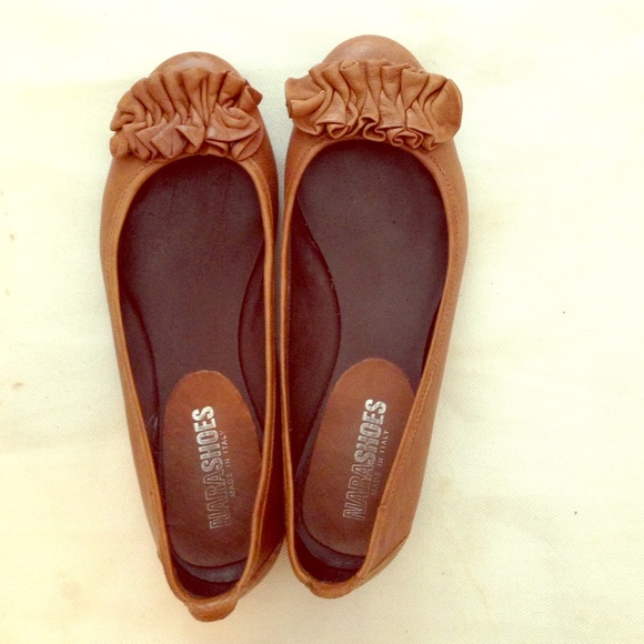 Nara Shoes Brown Flats