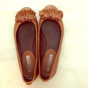 Nara Shoes Brown Flats