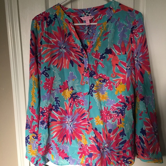 Lilly Pulitzer Sippin and Trippin