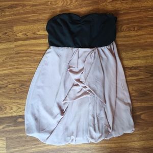 Lulu's strapless dress