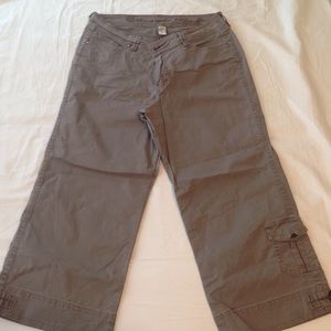 ⚡️Christopher blue ankle capri jeans!