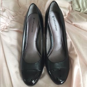 Naturalizer Comfortable Leather Black Heels