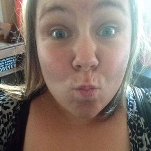 Meet your Posher, Tiffany