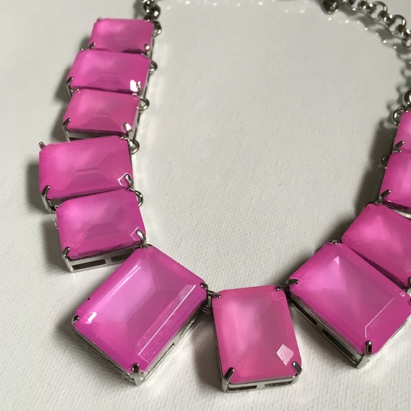 Ann Taylor Jewelry - Ann Taylor Highlighter Necklace