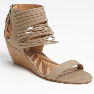 Matiko tan wedge sandal