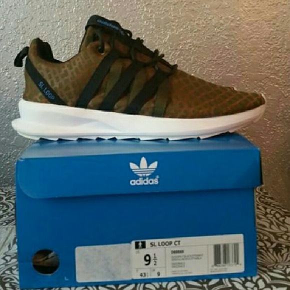 Adidas SL loop - Picture 1 of 2