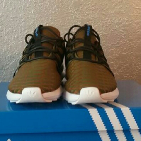 Adidas SL loop - Picture 2 of 2