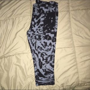 Nike Dri-fit Capri workout pants