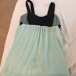 Lululemon tank top size 6