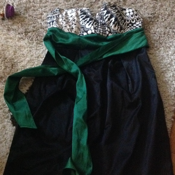Strapless dress
