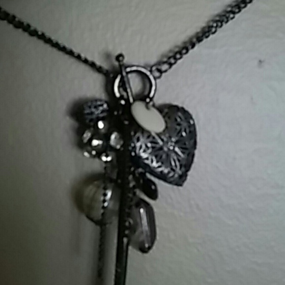 Statement Necklace - Picture 2 of 3