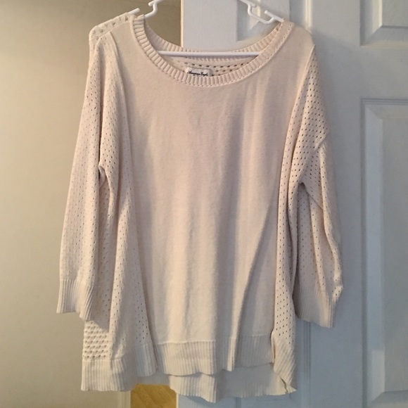 American Eagle sweater