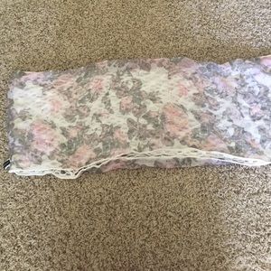 Apt. 9 scarf. Worn once.