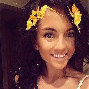 Meet your Posher, Amira