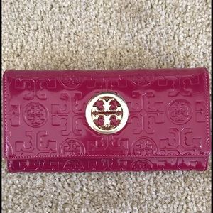 Tory Burch wallet