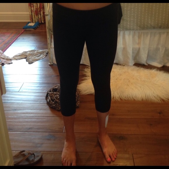 lululemon athletica Pants - Lululemon zipper crops