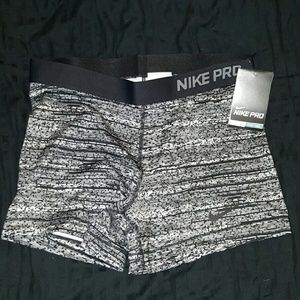 XL Nike shorts