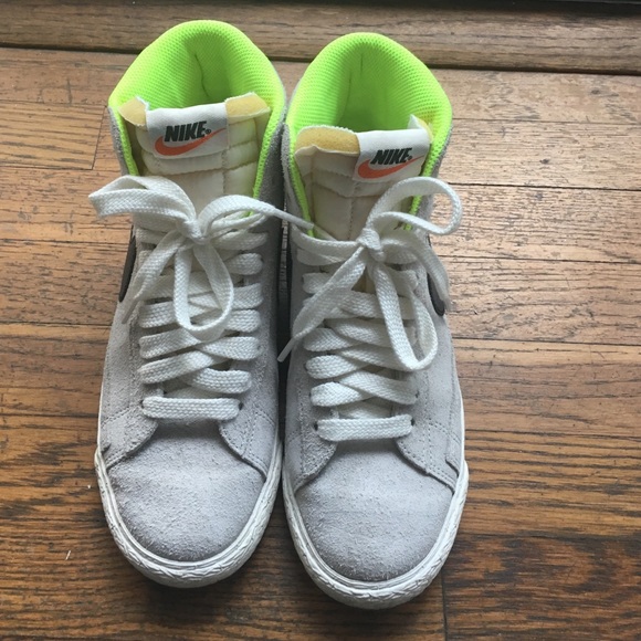 Nike high tops. Very lightly worn.