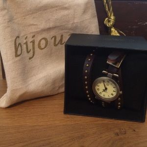 Bijoux brown wrap around watch