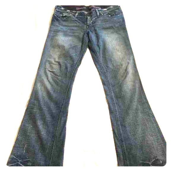 Boot cut blue jeans