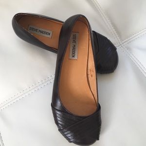 Steve Madden doe with platform heal