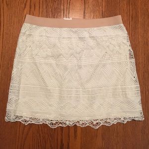 AE lace skirt