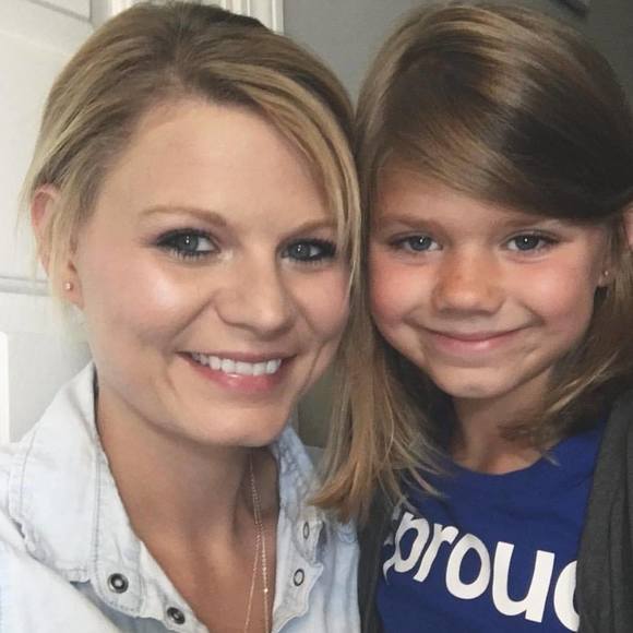 Meet your Posher, Savanna - Picture 1 of 1