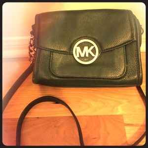 Green cross body Michael kors