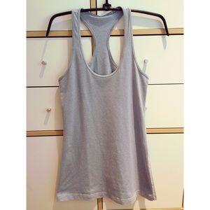Lululemon tank top size s/m