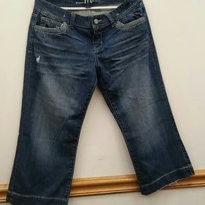 CUTE wide leg Maurices capris size 9/10