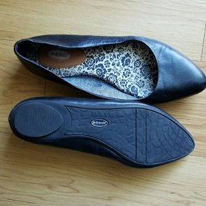Dr. Scholl's Black Pointed Toe Flats - Size 10
