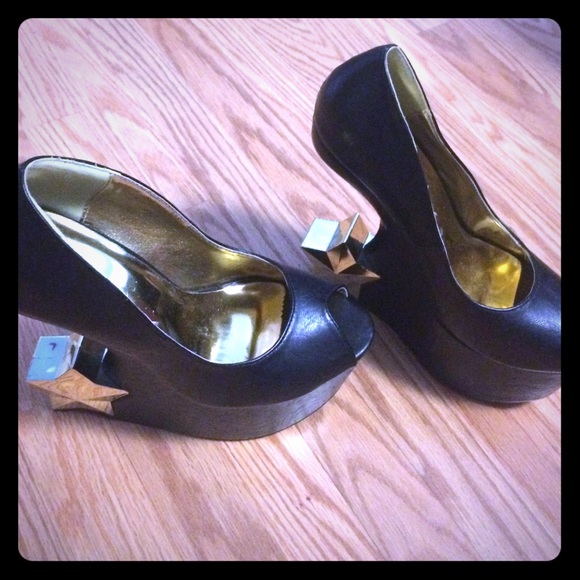 👽Cute star heels👽