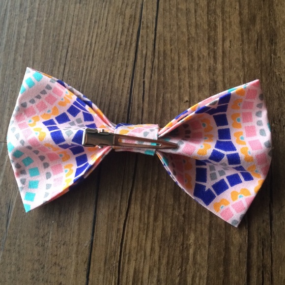 Handmade Fabric Bow - Picture 2 of 2
