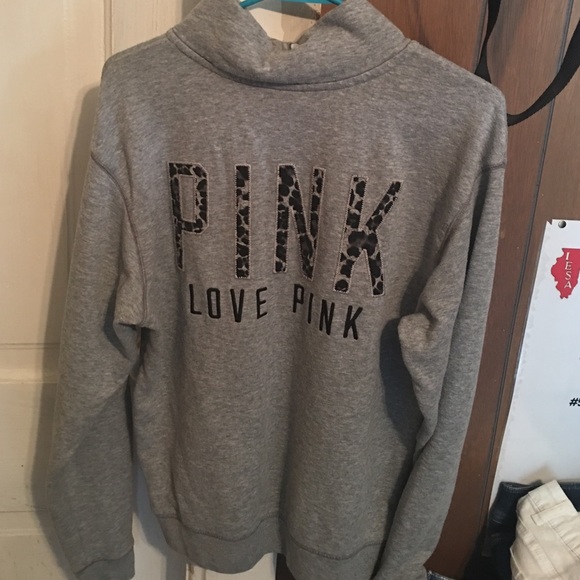 Cheetah half zip - Picture 1 of 2