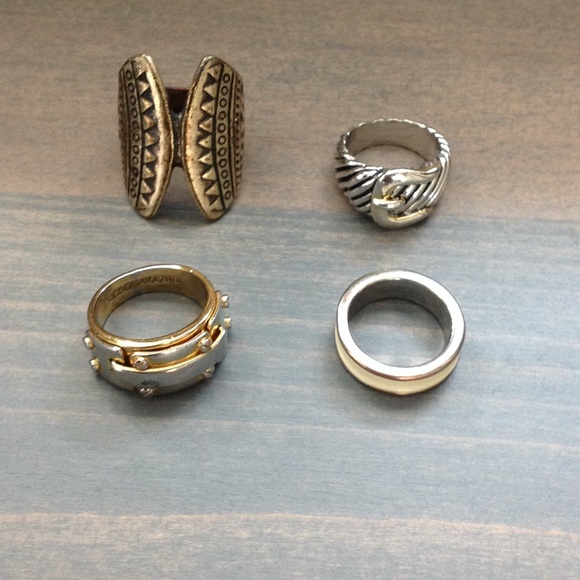 💜 Bundle of 4 rings - sizes 6.5 - 7 💜
