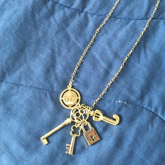 Juicy gold long necklace